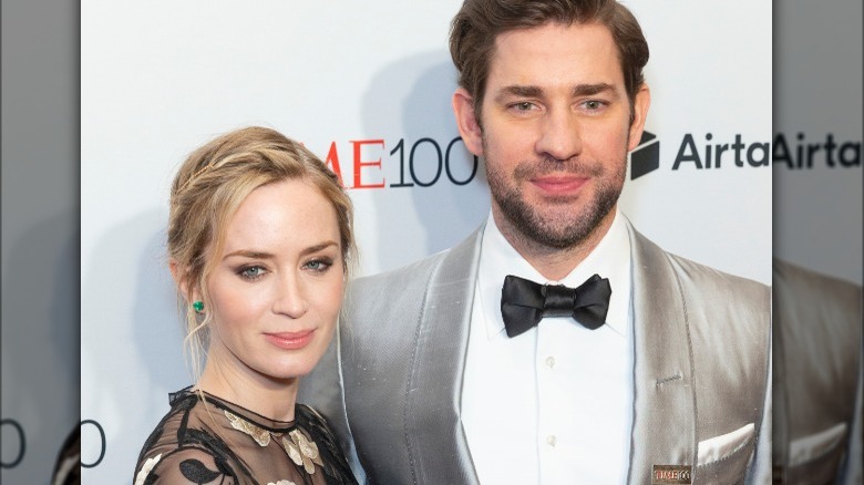 Emily Blunt posant avec John Krasinski