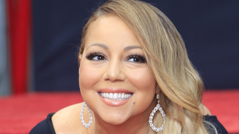 Mariah Carey souriante