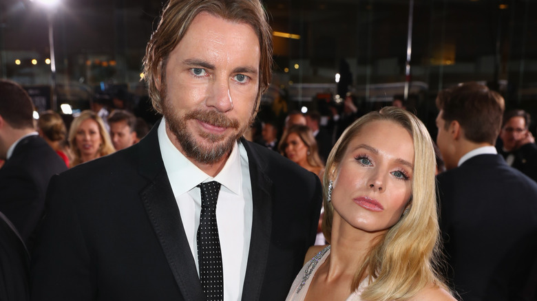 Dax Shepard souriant, Kristen Bell faisant la moue