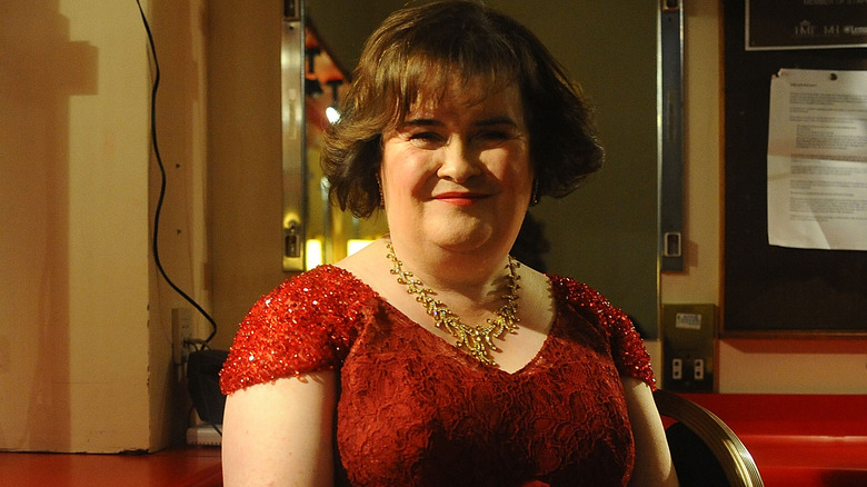 Susan Boyle posant pour les caméras