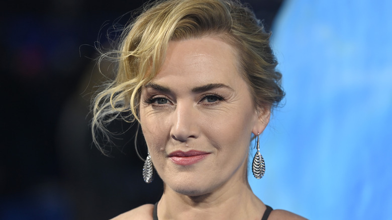 Boucles d'oreilles feuille souriante Kate Winslet