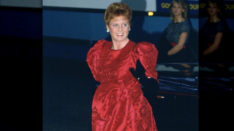 Robe rouge Sarah Ferguson enceinte