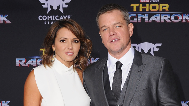 Matt Damon et Luciana Barroso posent