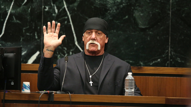 Hulk Hogan témoigne au procès Gawker