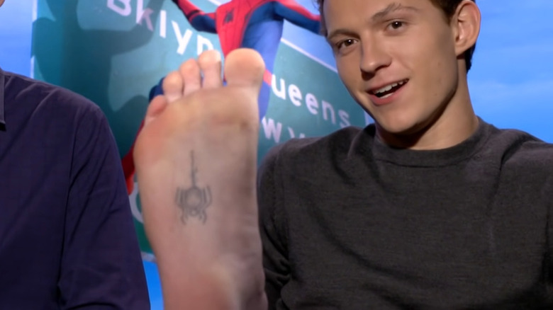 Tatouage de pied d'araignée de Tom Holland