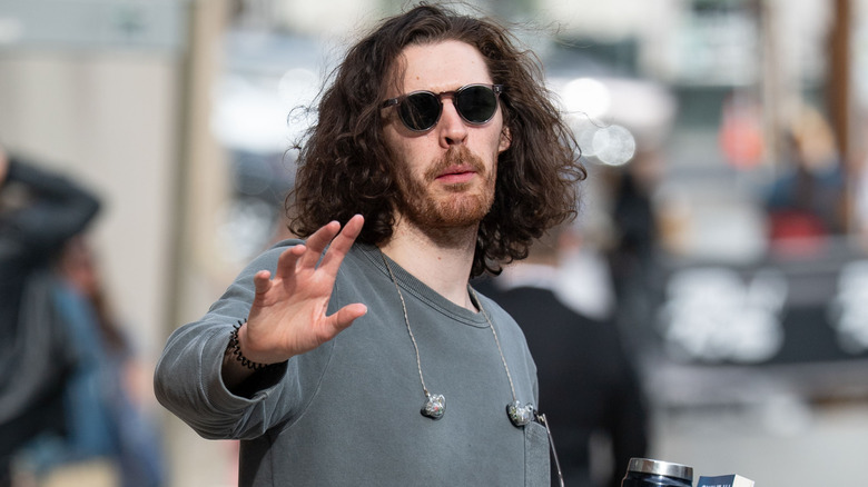 Hozier interacts with a paparazzi photographer