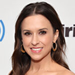 Lacey Chabert est-elle toujours amie avec la co-vedette de Mean Girls Lindsay Lohan ?