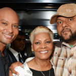 Qui sont les deux fils de Dionne Warwick, David et Damon Elliot ?