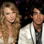 Tout le monde Joe Jonas est sorti après CETTE rupture d »appel téléphonique avec Taylor Swift