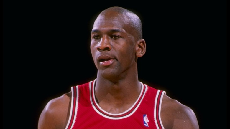 Michael Jordan joue avec les Chicago Bulls