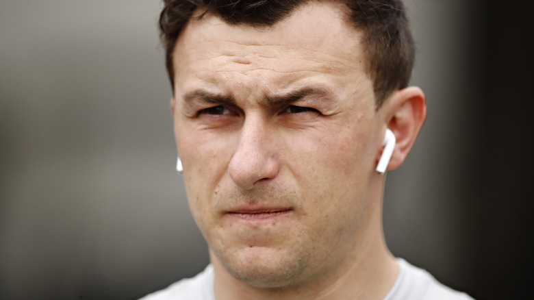 Johnny Manziel ne sourit pas aux AirPods