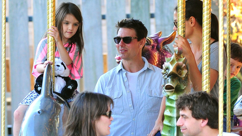 Carrousel Tom Cruise et Suri Cruise