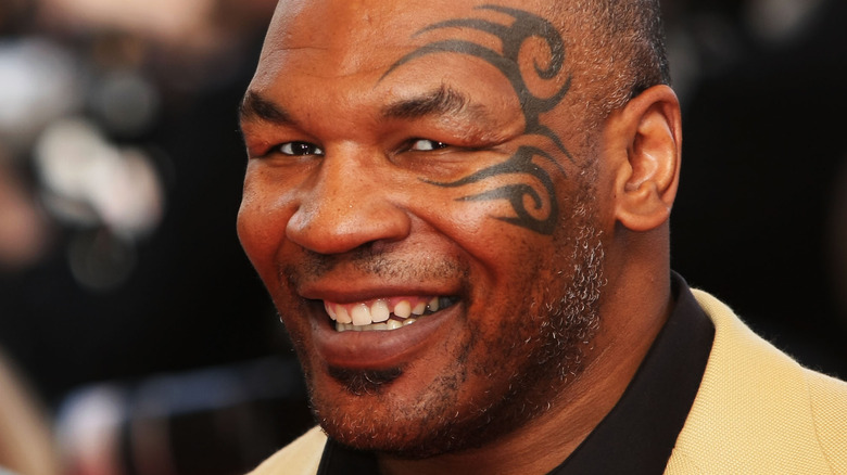 Mike Tyson tatoué sur le visage