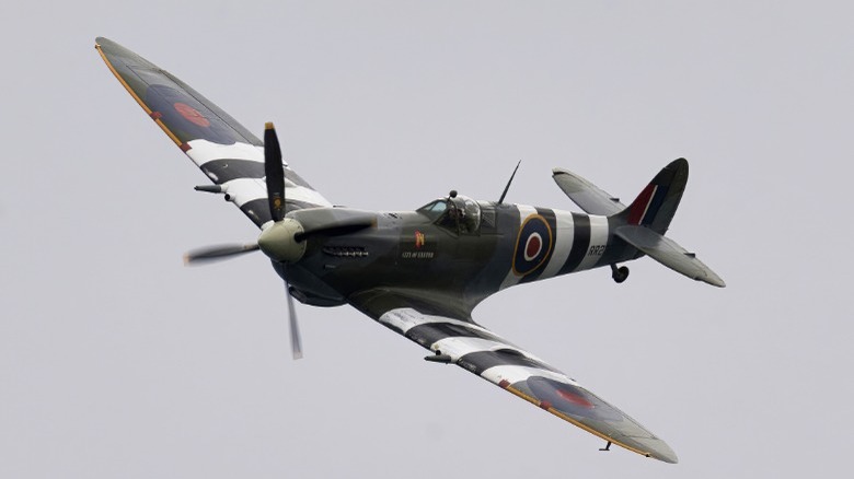 Supermarine Spitfire volant