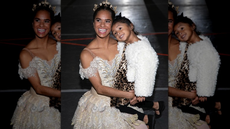 Misty Copeland tient Bianka Bryant