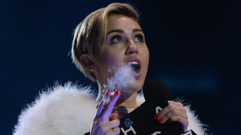 Miley Cyrus fume