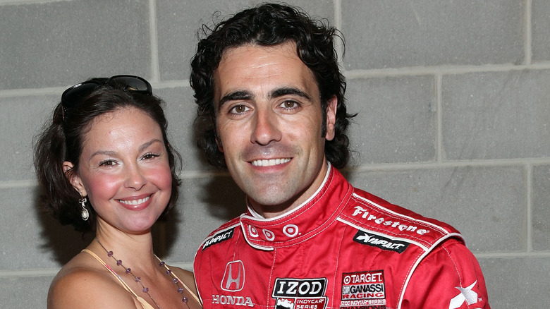 Ashley Judd et Dario Franchitti souriants