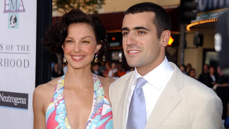 Ashley Judd et Dario Franchitti souriants