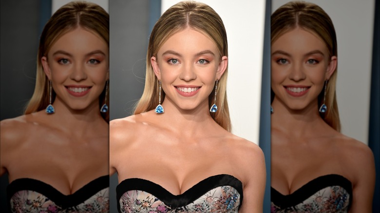 Sydney Sweeney souriant