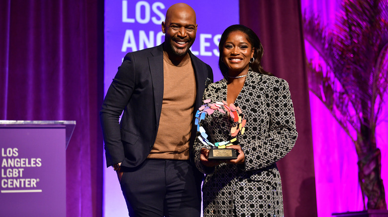 Keke Palmer et Karamo Brown souriants