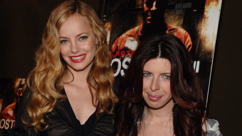 Bijou Phillips, Heather Matarazzo posant