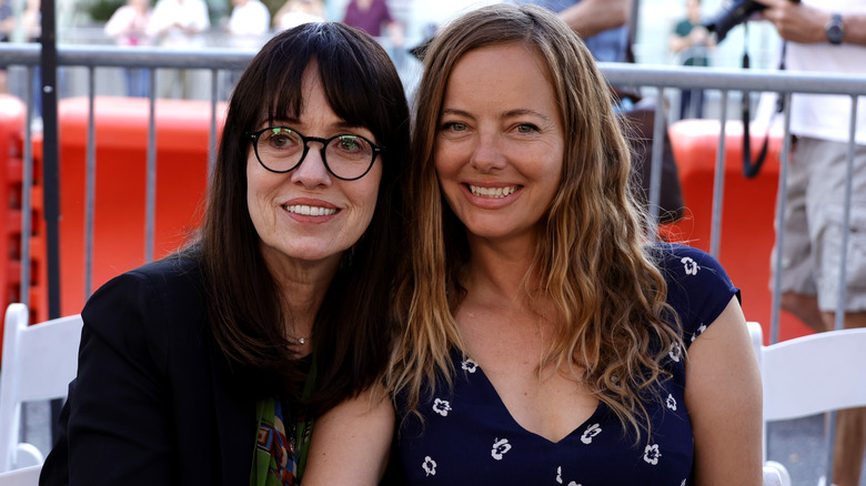 Mackenzie Phillips, Bijou Phillips souriant