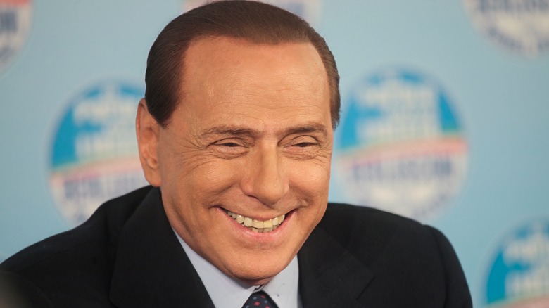 Silvio Berlusconi souriant