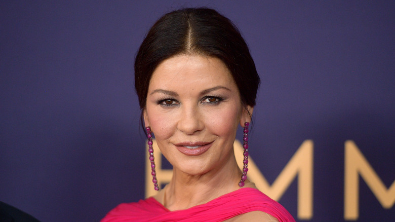 Catherine Zeta-Jones était-elle proche de son défunt beau-père Kirk Douglas ?