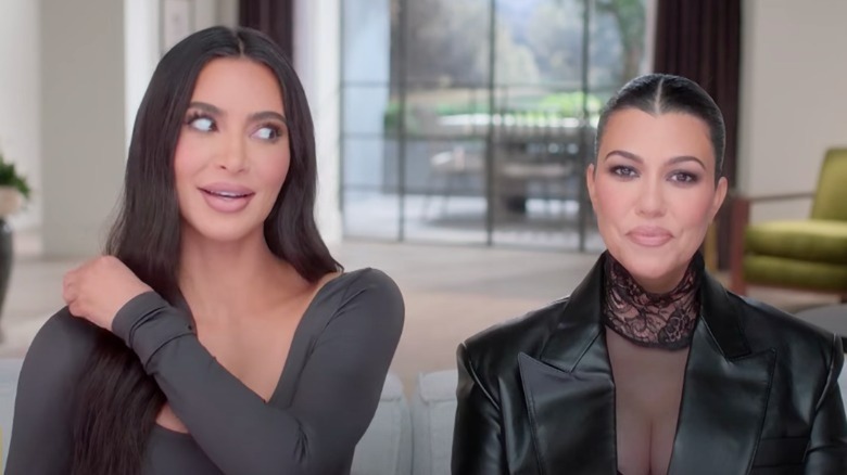 Kourtney a raison : Kim n’a JAMAIS été heureuse pour sa sœur