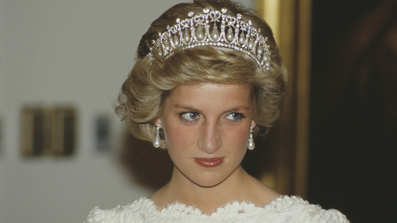 Pourquoi la princesse Diana a fait confectionner une deuxième robe de mariée