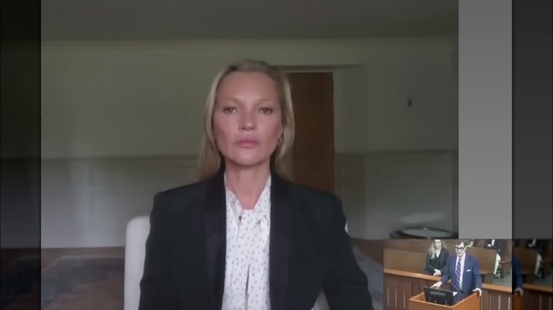 Kate Moss témoignant devant le tribunal