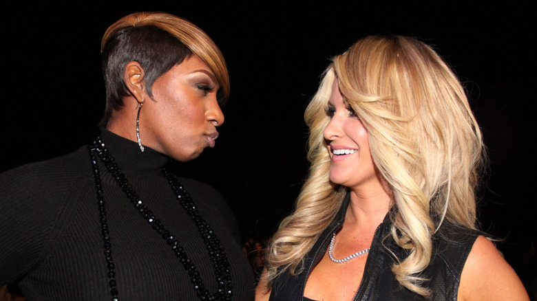 Kim Zolciak et NeNe Leakes posant ensemble