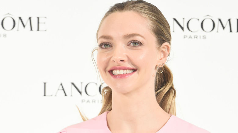 Amanda Seyfried souriante