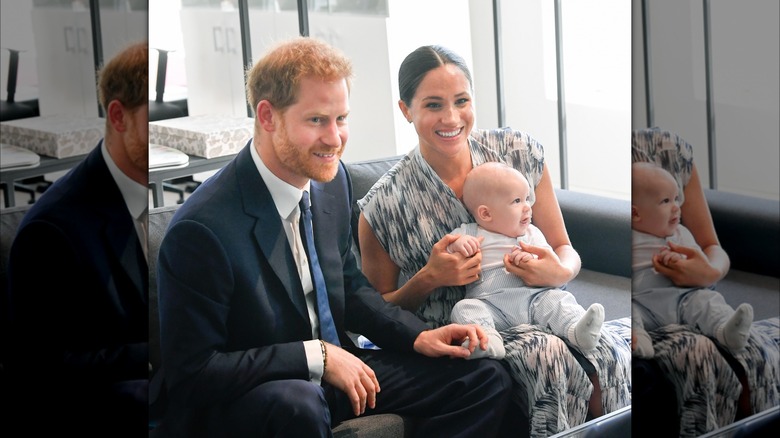 Le prince Harry, Meghan Markle et leur fils Archie posent