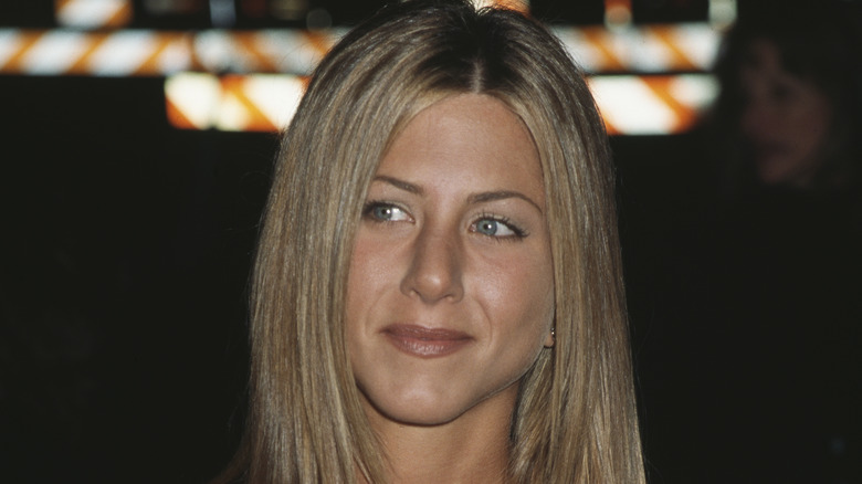 Jennifer Aniston souriante