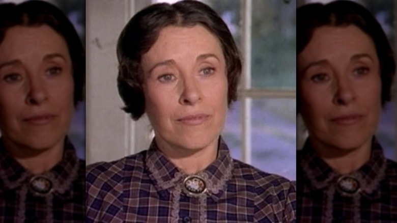 Katherine MacGregor dans le rôle d'Harriet Oleson