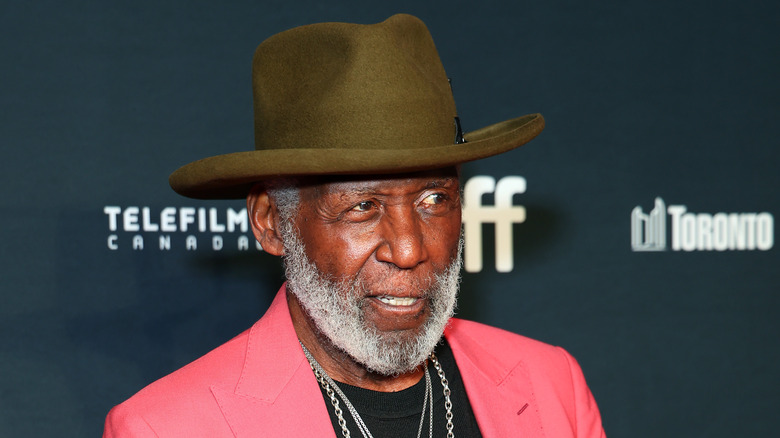 Richard Roundtree souriant