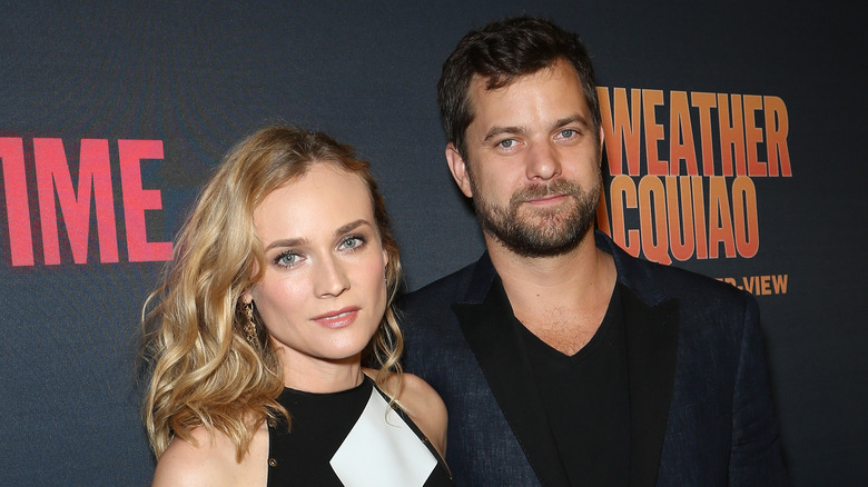 Diane Kruger et Joshua Jackson souriant ensemble