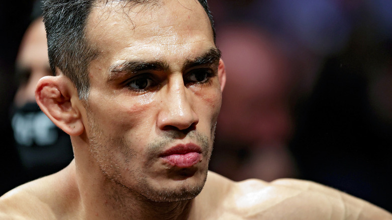 Tony Ferguson renfrogné dans l'Octogone