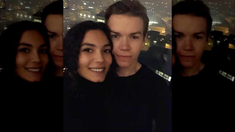 Will Poulter avec Yasmeen Scott 