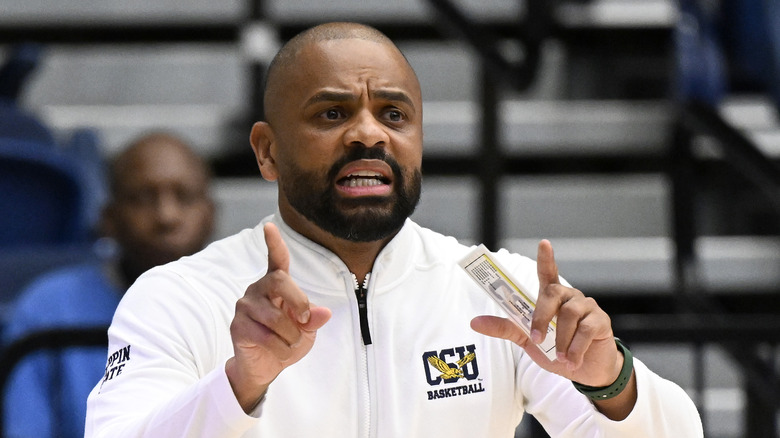 Juan Dixon sur le terrain de basket