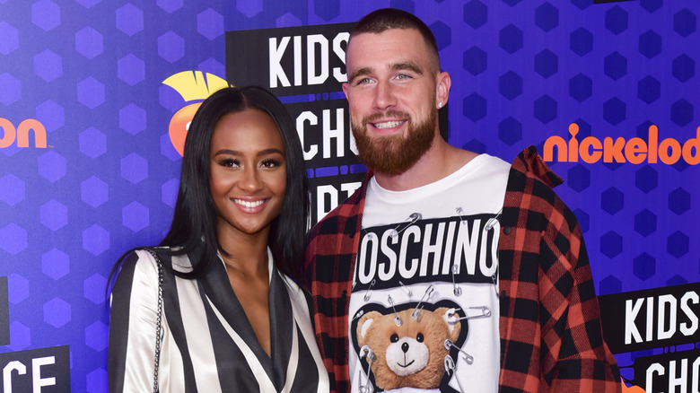 Kayla Nicole, Travis Kelce souriant