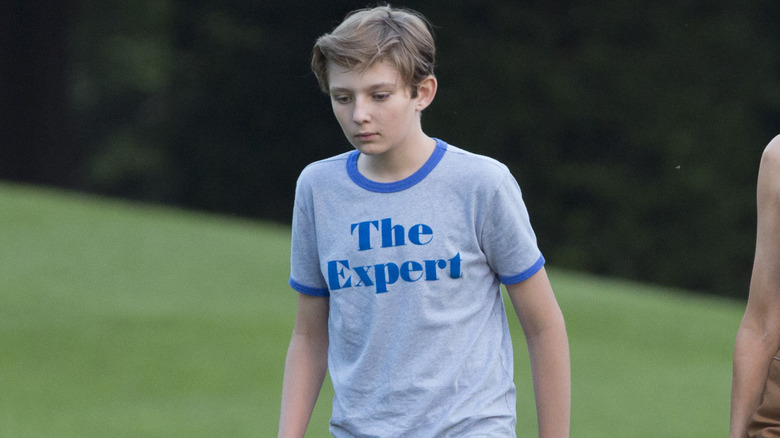 Barron Trump marche