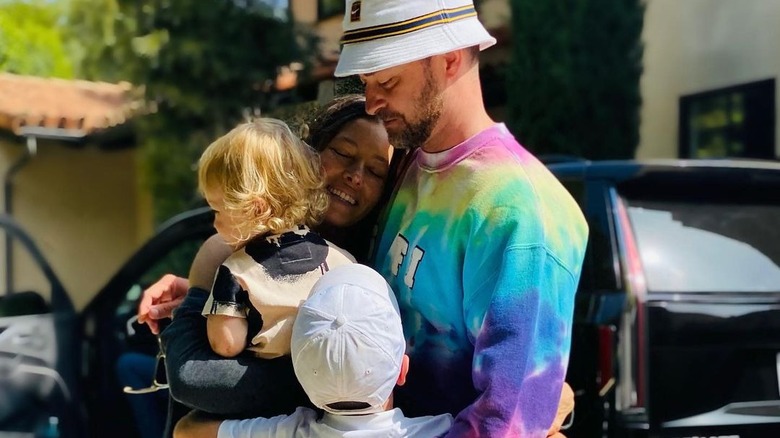 Jessica Biel et Justin Timberlake posent avec leurs fils