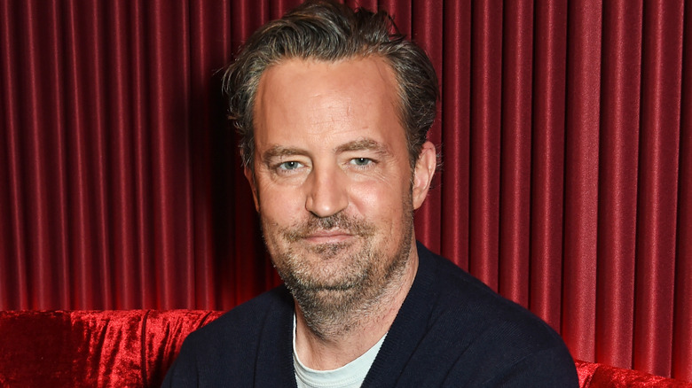 Les deux mots utilisés par le dernier intervieweur de Matthew Perry pour le décrire prennent un tout nouveau sens