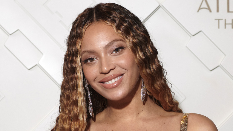 Sir et Rumi Carter, les jumeaux de Beyoncé et Jay-Z, grandissent vite