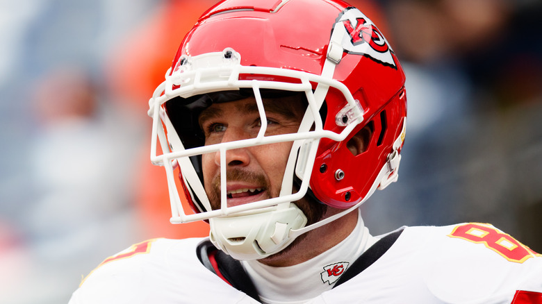 Travis Kelce dans le casque des Chiefs