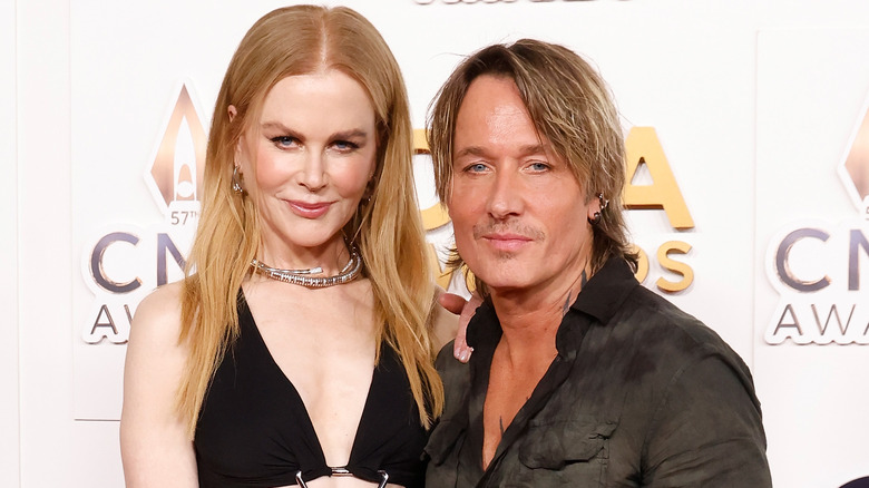 Nicole Kidman et Keith Urban posant