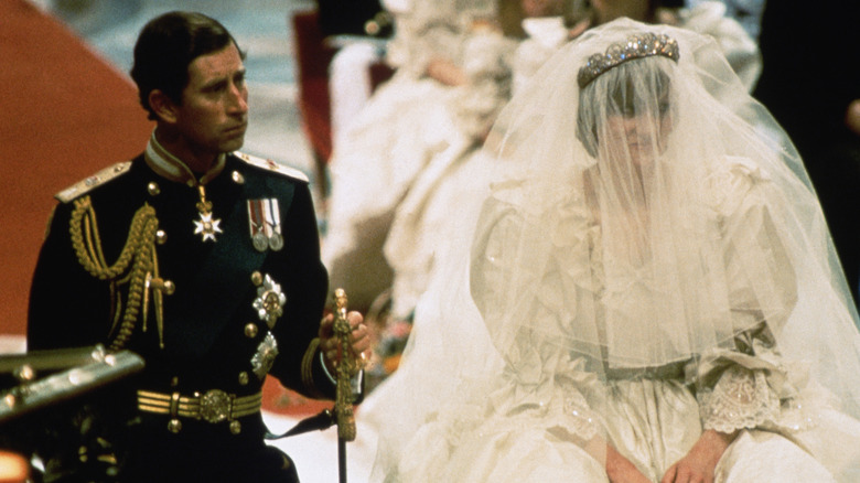 Jour de mariage solennel du prince Charles, de la princesse Diana