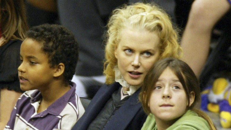 Nicole Kidman traîne avec ses enfants plus âgés